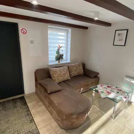 Apartament Ada *